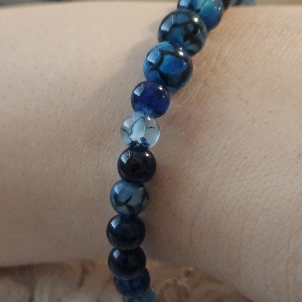 Blue Dragon Vein Agate Gemstone bracelet